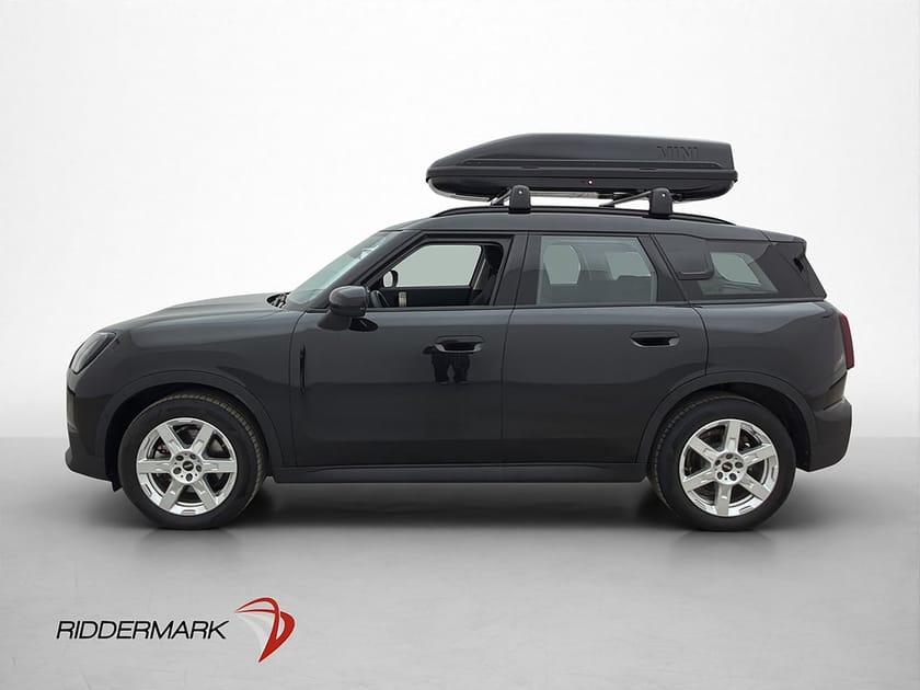 Bild 2 av MINI Countryman C 170hk Kamera Navigation CarPlay Takbox