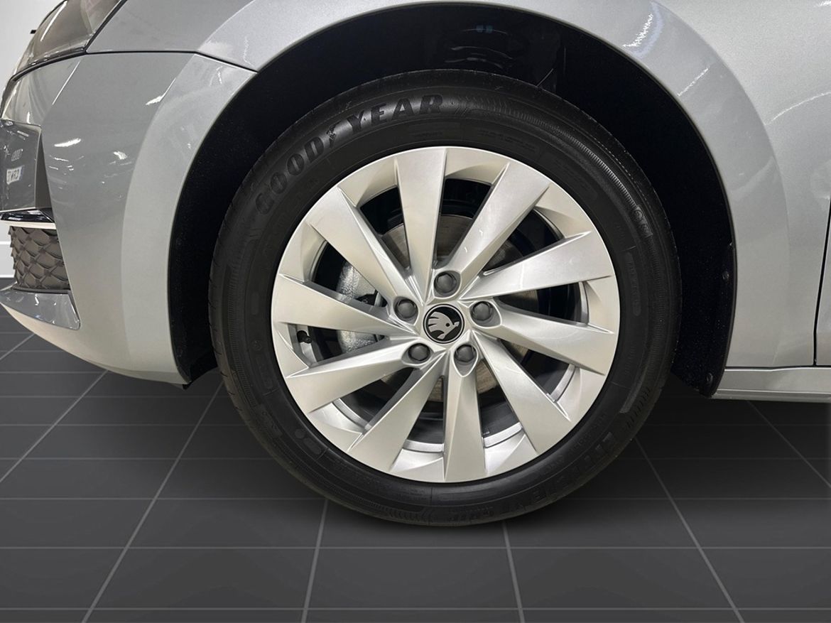 Škoda Škoda Octavia Kombi — bild 9