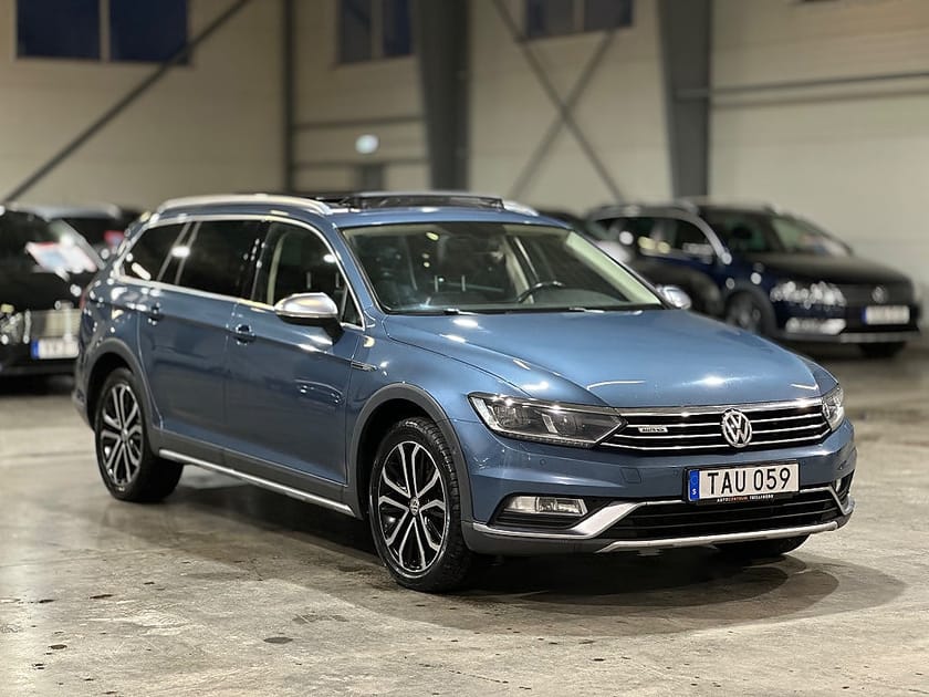 Bild 5 av Volkswagen Passat Alltrack 2.0 TDI 4Motion Pano B-Kamera Drag 240hk