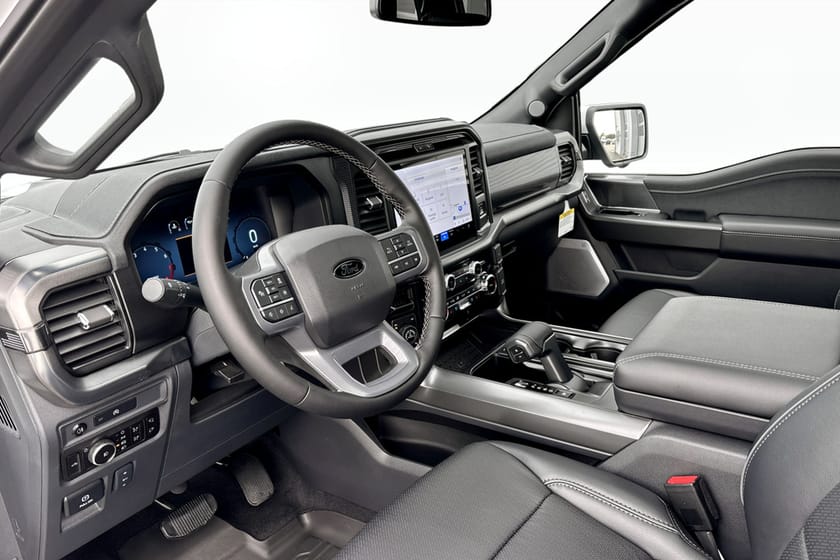 Bild 5 av Ford F-150 SuperCrew 150 Lariat Super Crew Black Edition 5.0L V8 406hp Demobil