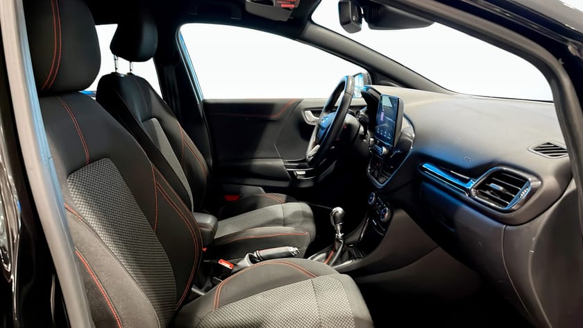 Bild 3 av Ford Puma ST-Line 1.0 Ecoboost Manuell | 3795kr/mån privatleasing