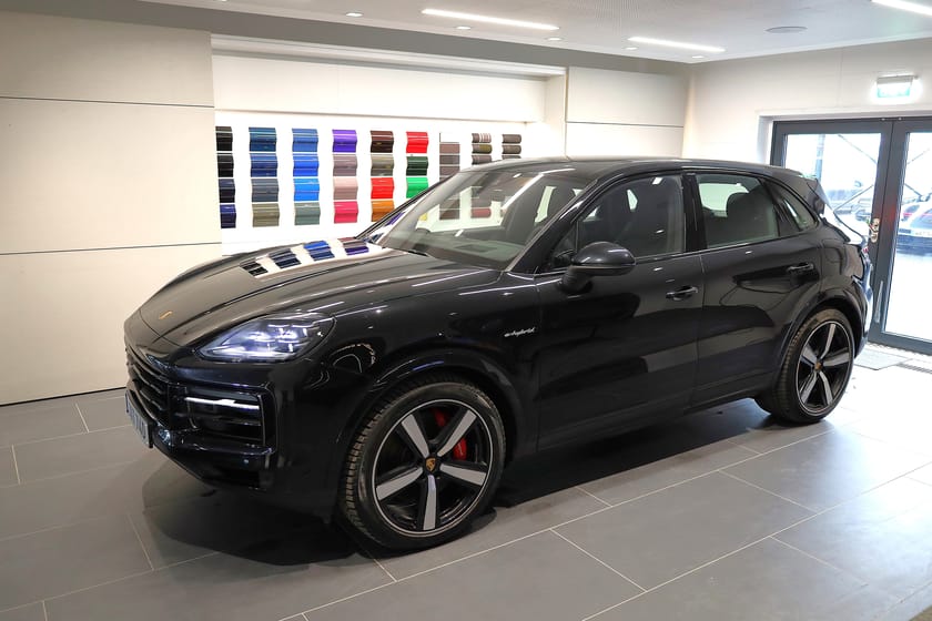Bild 1 av Porsche Cayenne S E-Hybrid / 519 HK / Panoramatak
