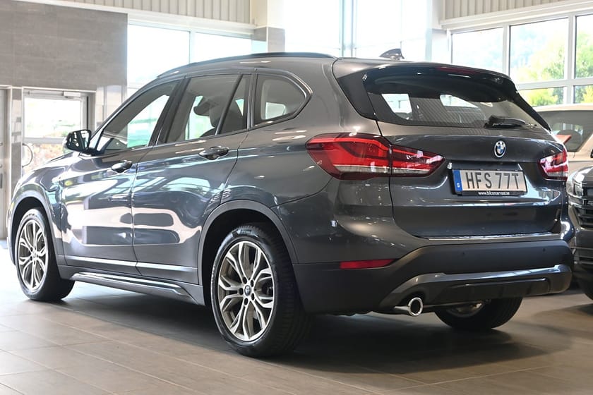 Bild 3 av BMW X1 xDrive25e Steptronic Sport line Drag Läder Navi Kamera