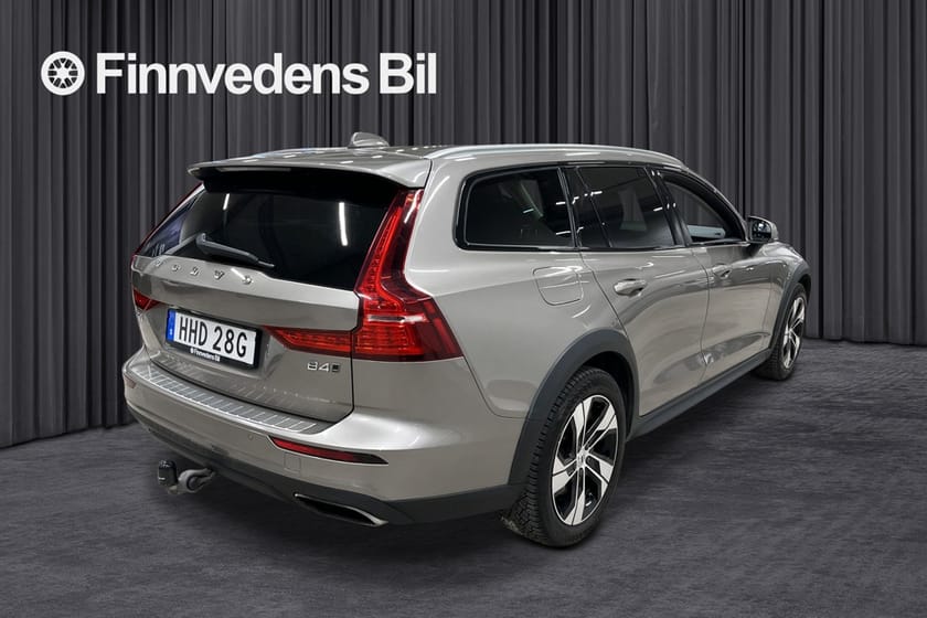 Bild 3 av Volvo V60 Cross Country B4 AWD D Adv NaviP Edt*V-Hjul/Drag/B-Kamera*