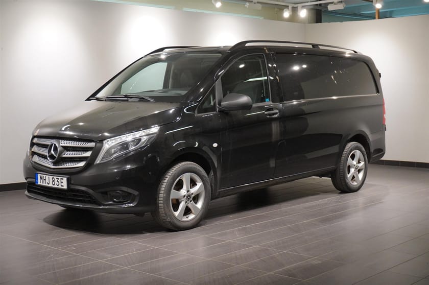 Bild 1 av Mercedes-Benz Vito 119 BlueTEC 4MATIC 3.0t CDI Aut Drag Kamera Värmare Läder