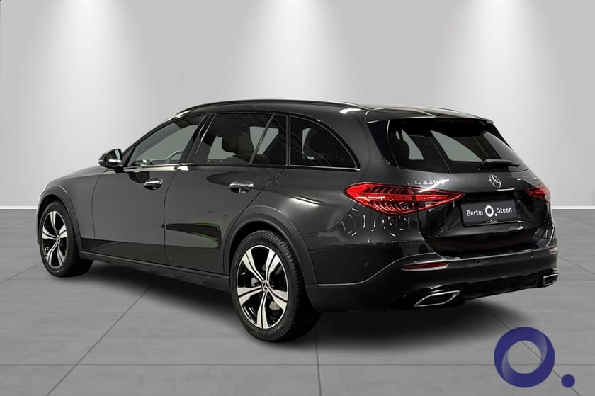 Bilde 3 av Mercedes-Benz C 220 d 4MATIC All-Terrain 220d AMG | Memory | Panorama | Digital Light