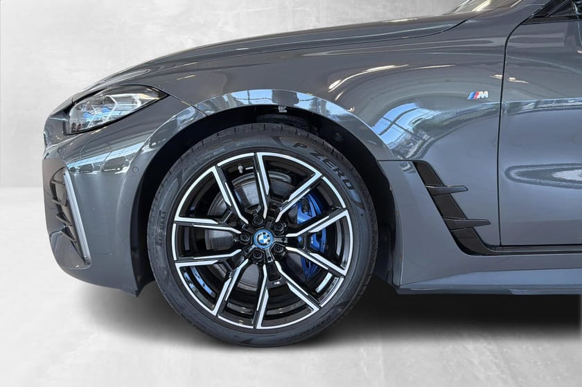 Bilde 5 av BMW i4 M50 xDrive Gran Coupé Fully Hifi HUD 19" BSI Krok Takluke