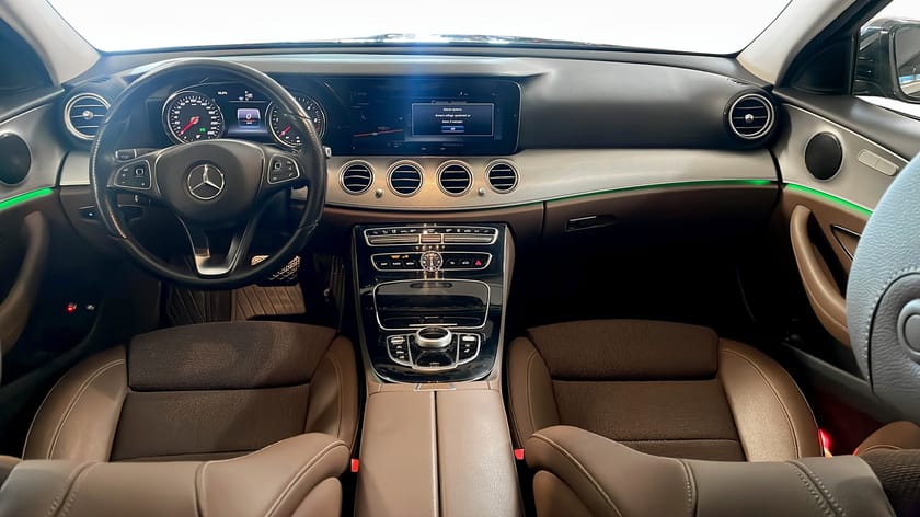 Bild 4 av Mercedes-Benz E 200 T d 150hk Avantgarde /Kamera /Drag
