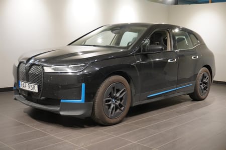 BMW iX xDrive50 Navi Backkamera Driving Assistant Helljusass