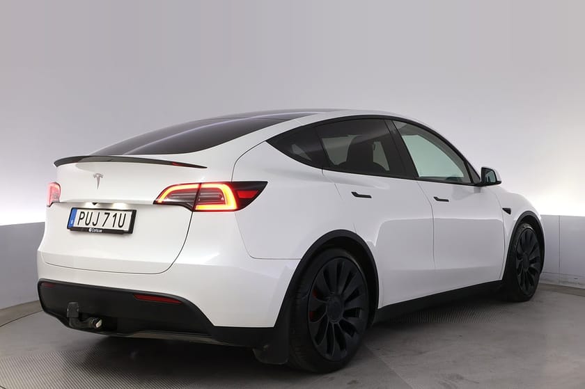 Bild 5 av Tesla Model Y Performance Autopilot Panorama Drag