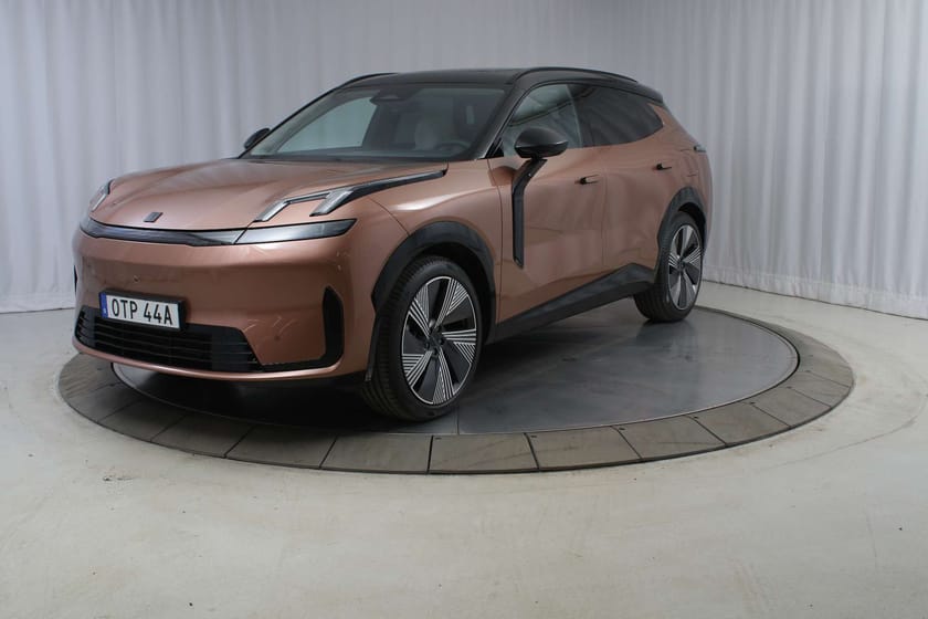 Bild 4 av Lynk & Co 08 PHEV More