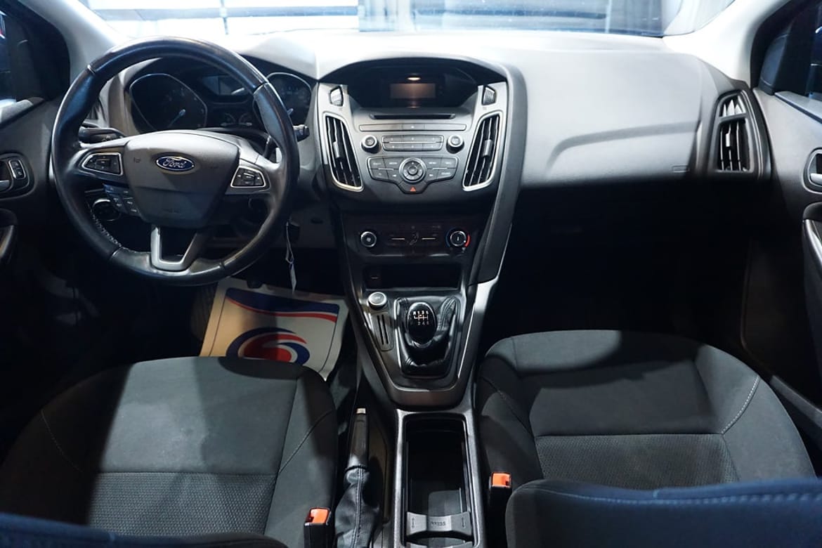 Ford Focus 2016 - miniatyr 9