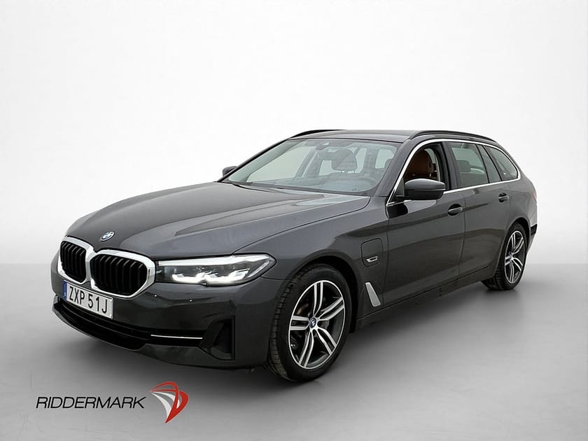 Bild 3 av BMW 530e xDrive Touring Cockpit Kamera Skinn Navi Rattv MOMS