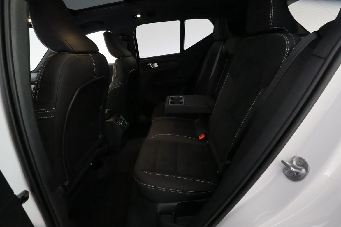 Volvo EX40 2026 - miniatyr 32