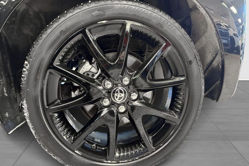 Bild 5 av Toyota Yaris Hybrid 1,5 STYLE 5D
