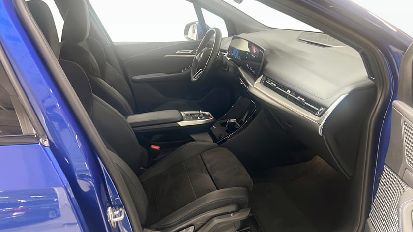 Bild 3 av BMW 225e xDrive Active Tourer M-Sport Backkamera Drag