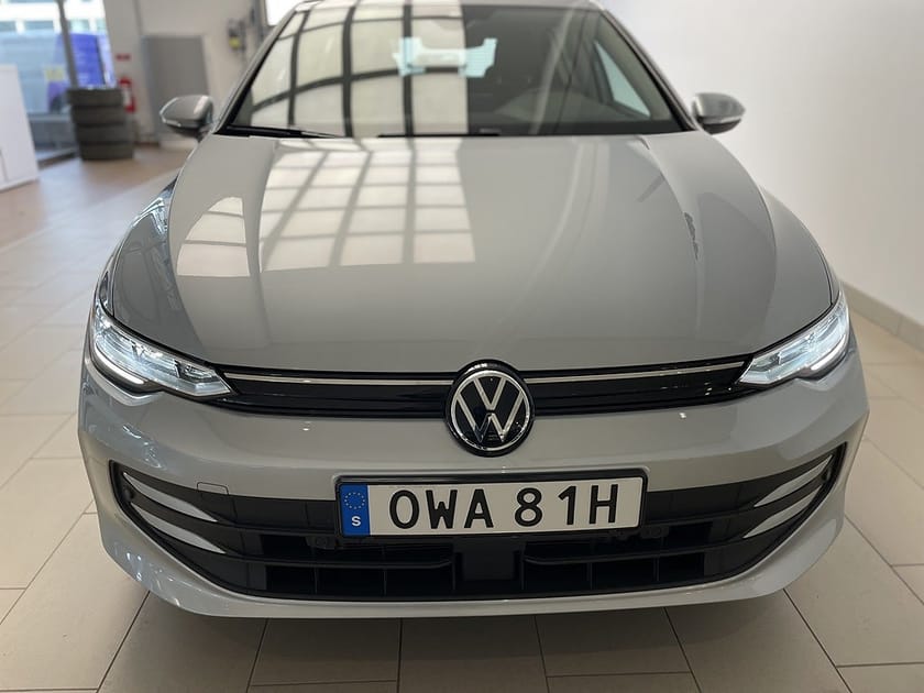 Bild 2 av Volkswagen Golf LIFE 1.5 ETSI 150 HK DSG