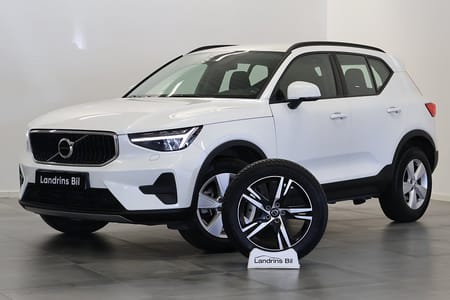 Volvo XC40 B3 DCT Essential V-Hjul Kamera 1Ägare Navi