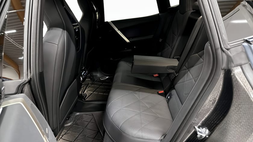 Bild 5 av BMW iX xDrive40 Sportpaket Laserlight Dragkrok Pano 4-zonsklimat