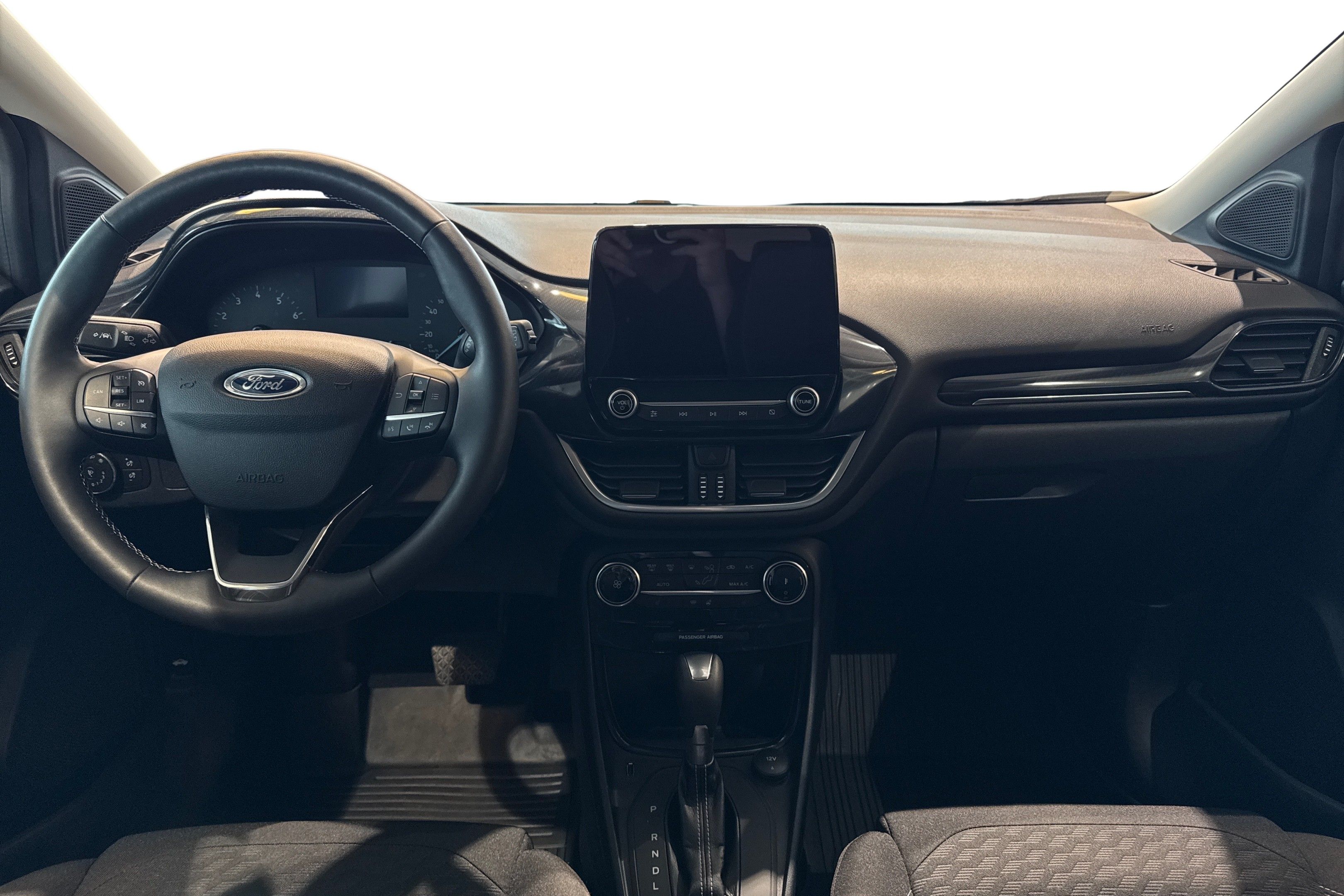 Thumnail bilde 3 av Ford Puma