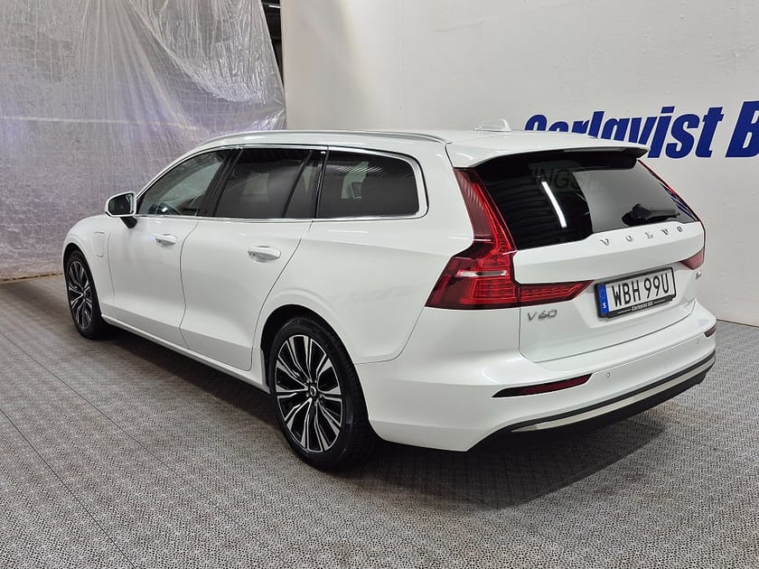 Bild 5 av Volvo V60 T6 Recharge Core Bright plug in AWD 350HK 4x4