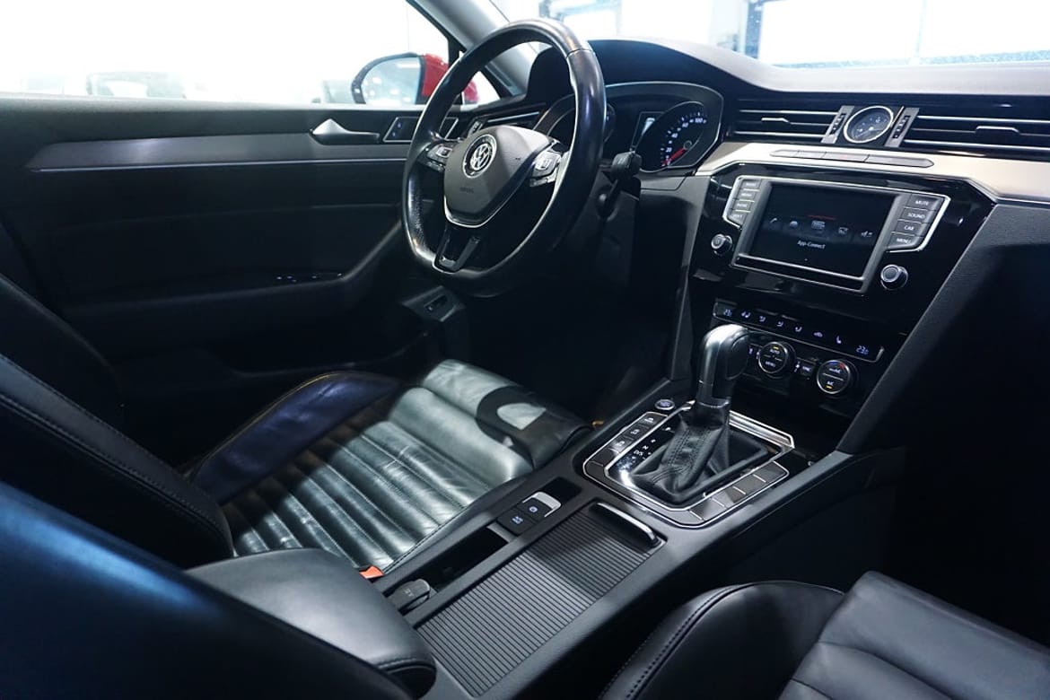 Volkswagen Passat 2016 - miniatyr 18