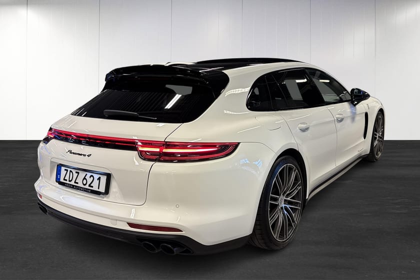 Bild 3 av Porsche Panamera 4 Sport Turismo PDK | Chrono | Pano | Navi | Bose |