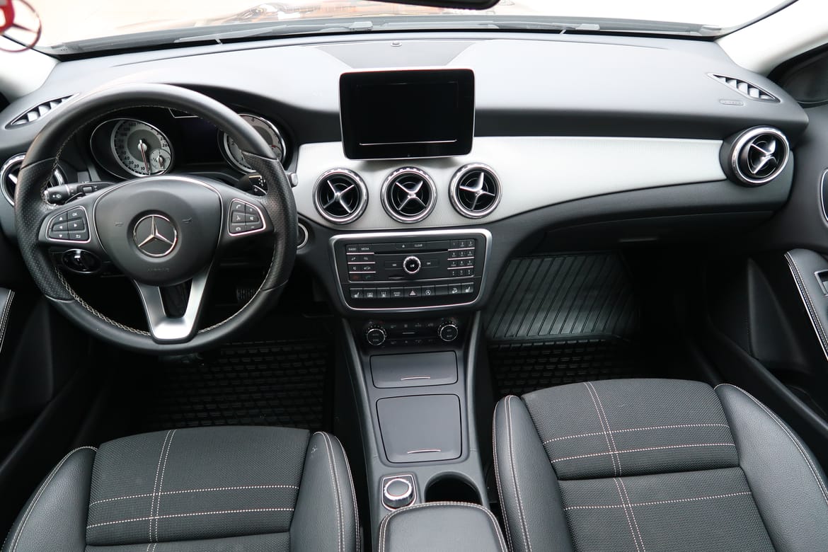 Mercedes-Benz GLA 2016 - miniatyr 8