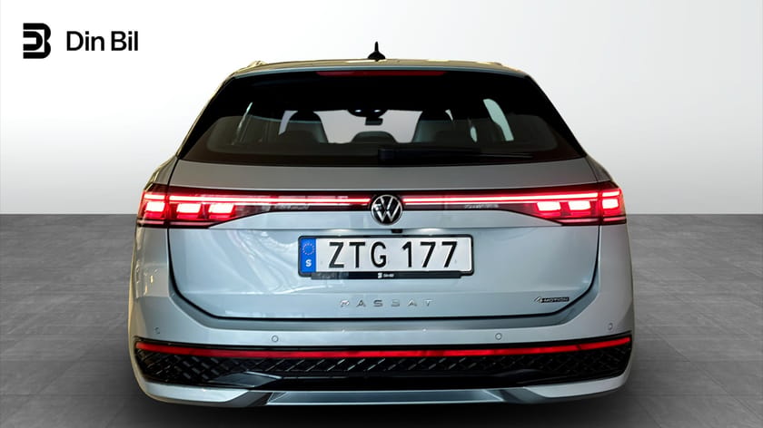 Bild 5 av Volkswagen Passat Sportscombi R-Line 2.0 TDI 4Motion 193 hk