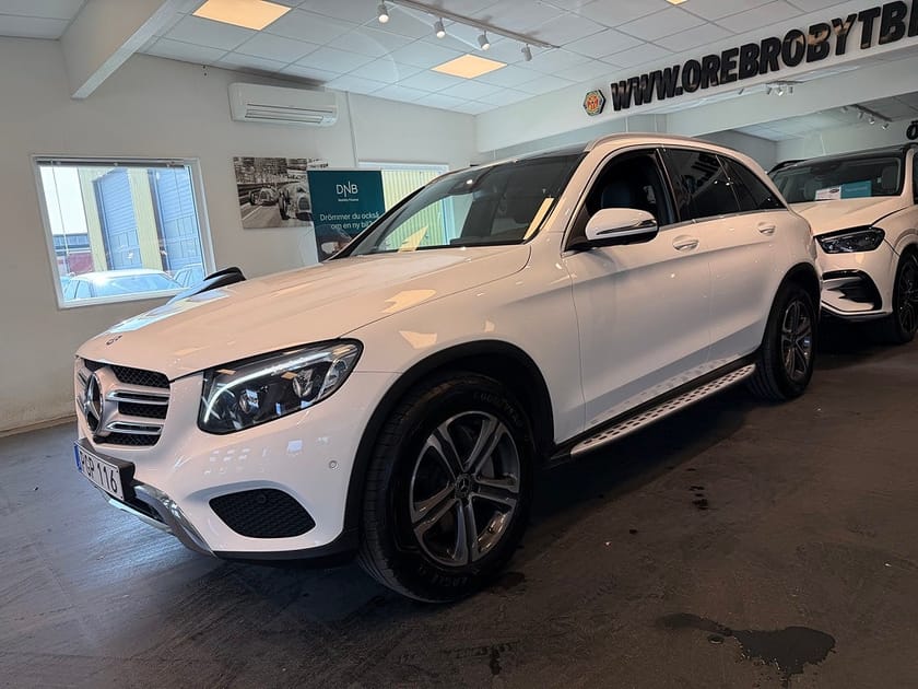 Bild 2 av Mercedes-Benz GLC 220 d 4MATIC Drag Pano 360kam Burmester Värmare SE SPEC