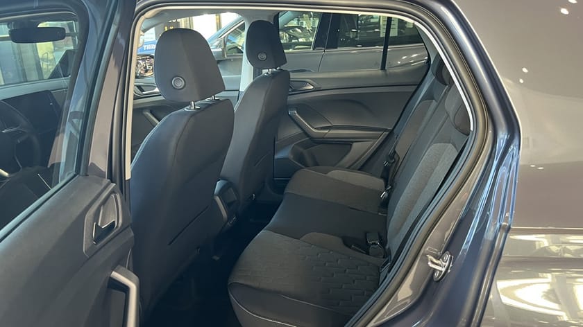 Bild 4 av Volkswagen T-Cross LIFE 1.0 TSI 115 HK DSG7