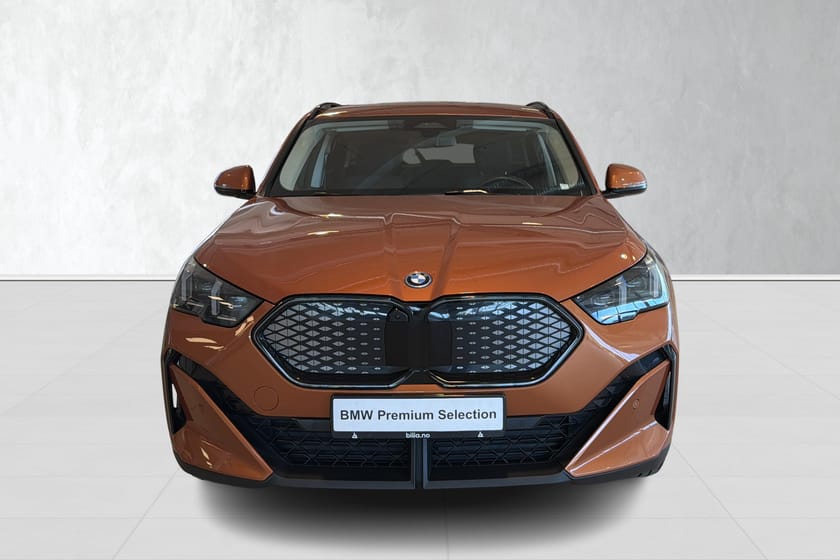 Bilde 4 av BMW iX2 xDrive30 Krok Headup 360kamera Comfacc
