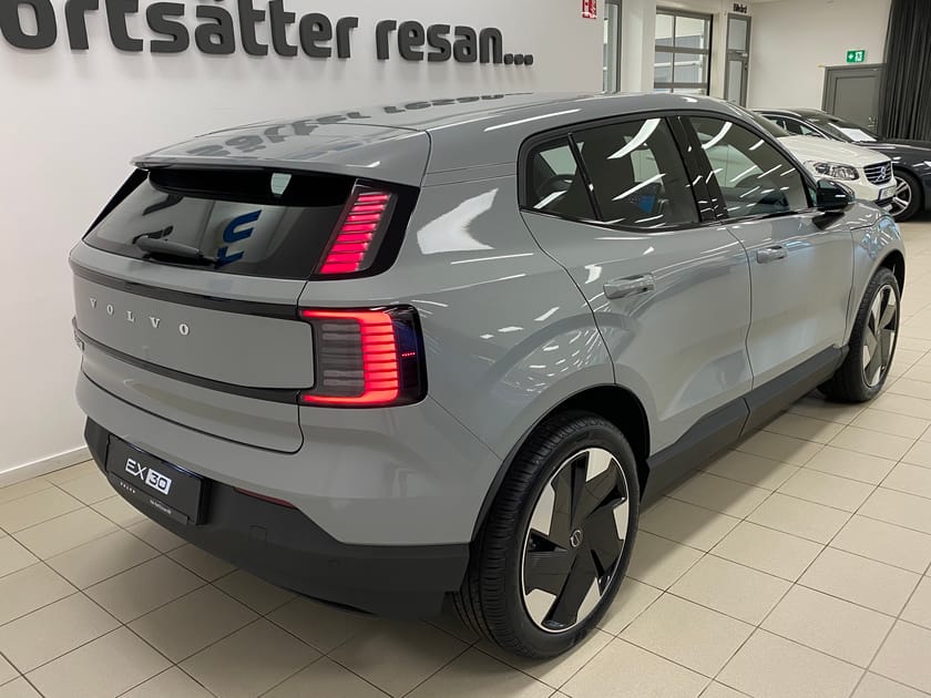 Bild 4 av Volvo EX30 P5 Long Range RWD Plus Privatleas 4579/36m