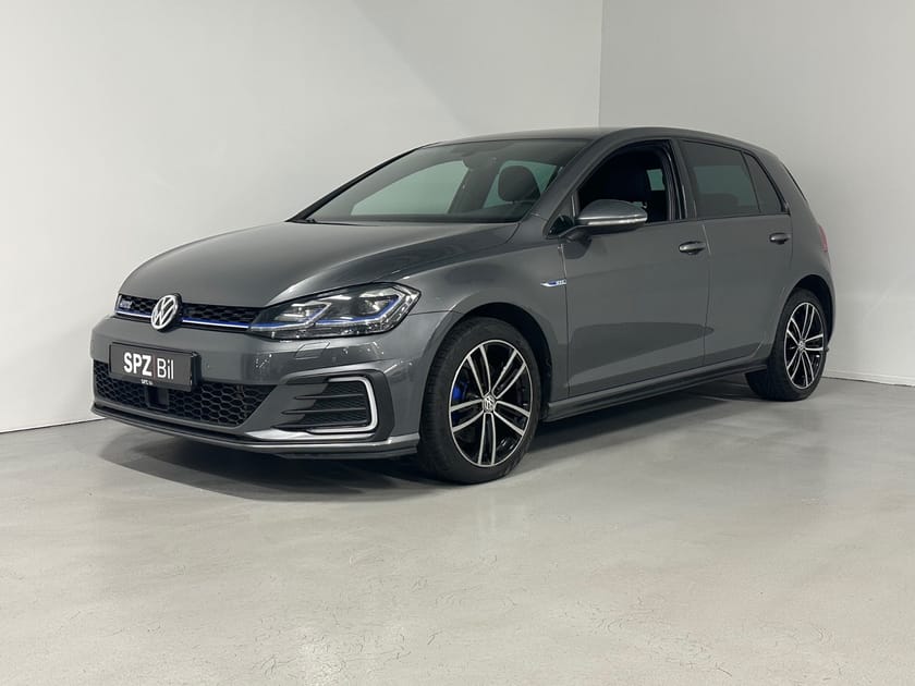 Bilde 1 av Volkswagen Golf GTE FACELIFT LED ACC WEBASTO SPORT NORSK 24MND GARANTI