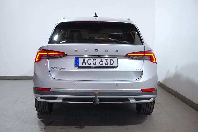 Bild 5 av Škoda Octavia Scout Skoda 2.0 TDI 4x4 Värmare Cockpit Drag MOMS