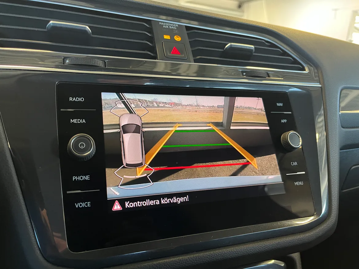 picture of a car