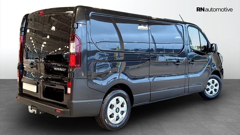 Bild 2 av Renault Trafic Skåpbil L2H1 NORDIC LINE 170 HK 9-VXL AUT