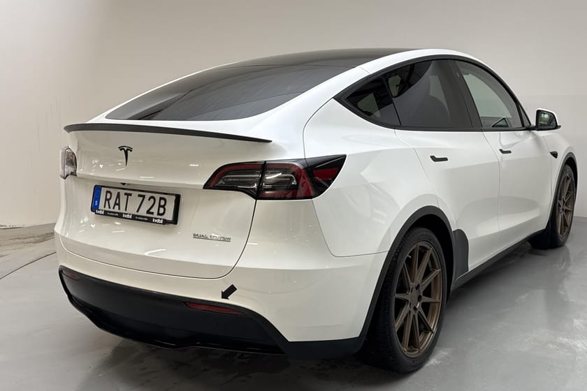 Bild 3 av Tesla Model Y Performance Dual Motor AWD Drag Värmepump