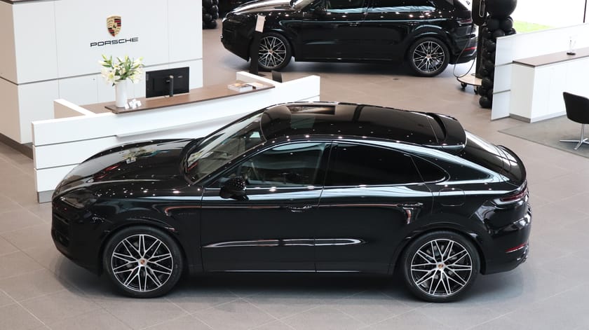 Bild 5 av Porsche Cayenne Coupé E-Hybrid Black Edition