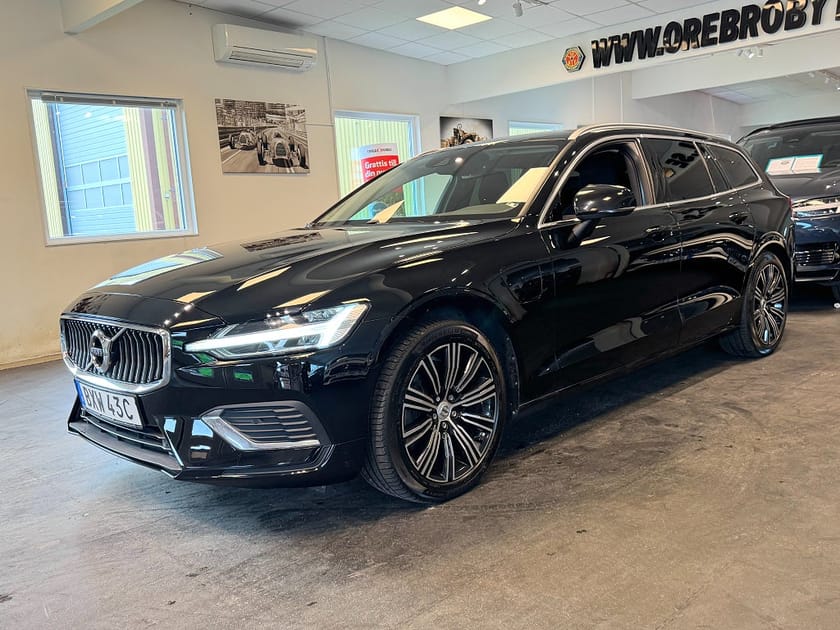 Bild 2 av Volvo V60 Recharge T6 AWD Inscription Drag Gps VOC Pilot assist