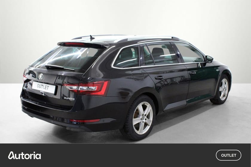 Bilde 2 av Škoda Superb Stasjonsvogn Sup 3 stv l&k b150 dsg