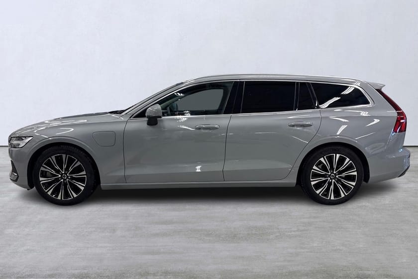 Bild 2 av Volvo V60 Recharge T6 II Core Edition
