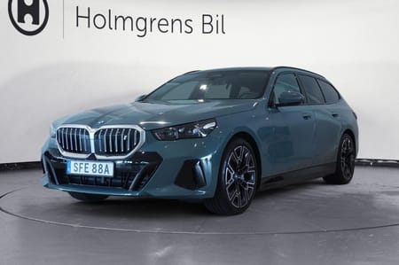 BMW i5 eDrive40 Touring M-Sport Innovation Panorama Fartpilot