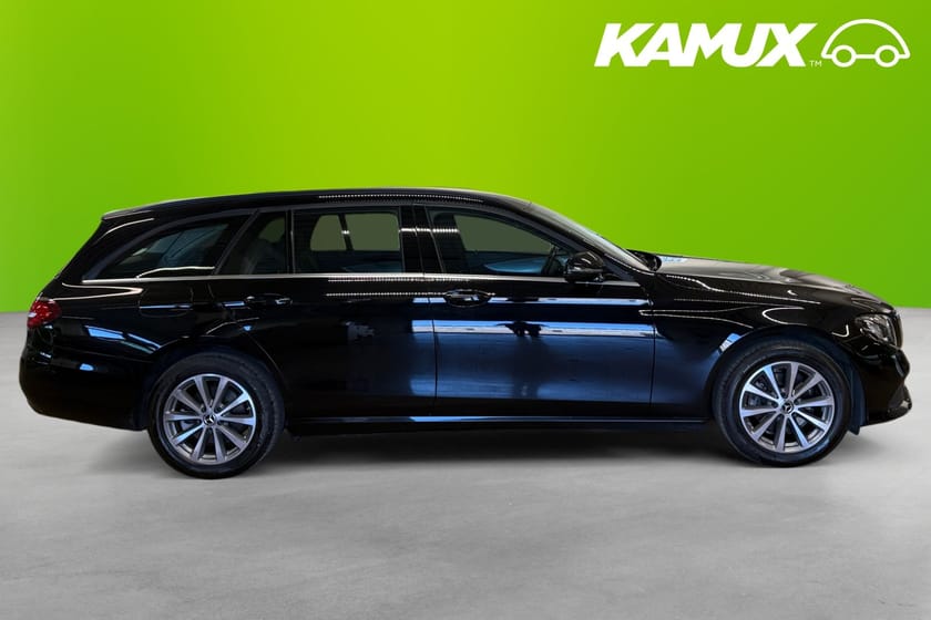 Bild 2 av Mercedes-Benz E 200 T d 150hk Kamera Navi Drag