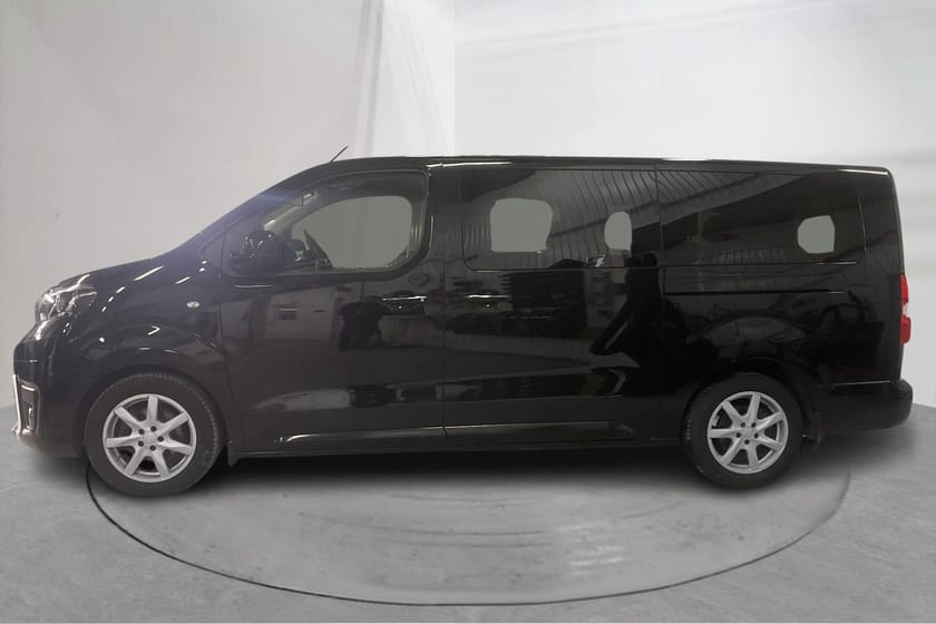 Bild 2 av Toyota Proace Verso 2.0D (180hk)