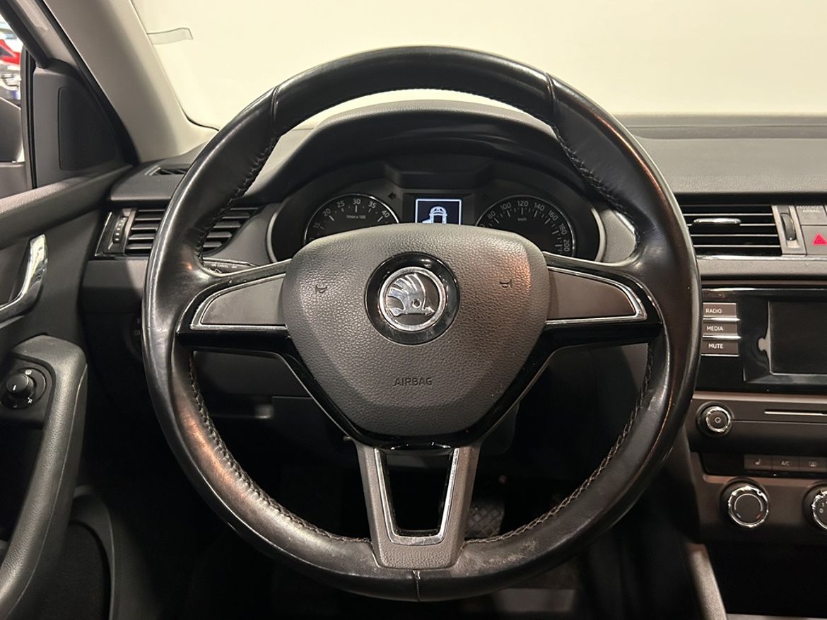 Škoda Škoda Octavia Kombi — bild 12