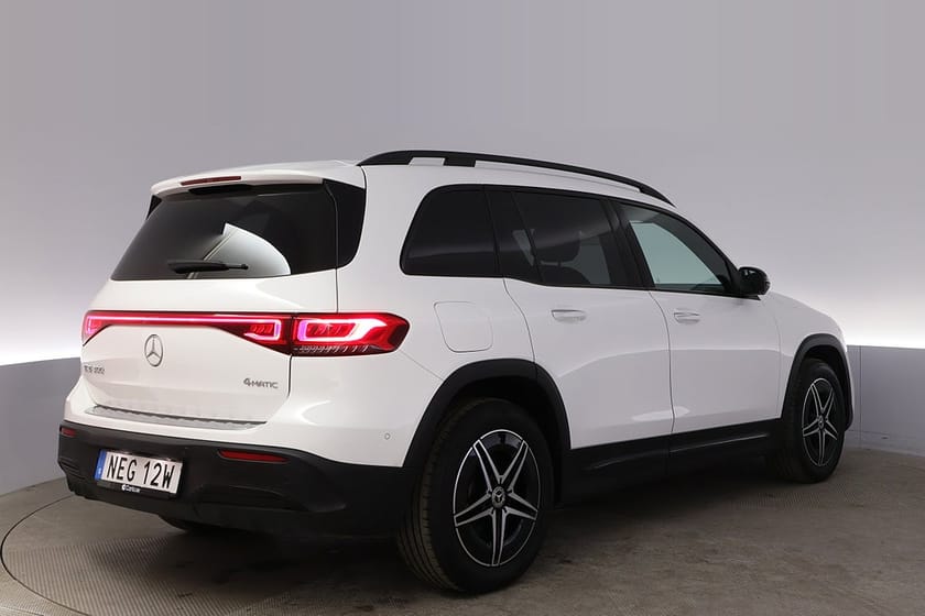 Bild 5 av Mercedes-Benz EQB 300 4MATIC AMG Pano 360 HUD Elstol