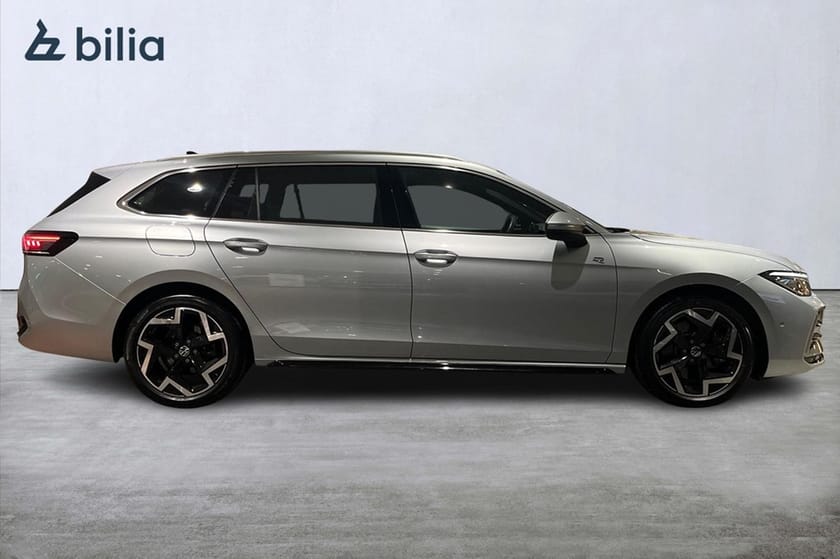 Bild 4 av Volkswagen Passat Sportscombi 2.0 TDI 4M R-Line Värm Drag 193HK