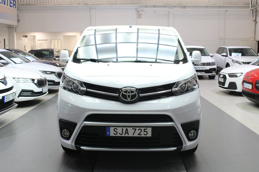 Bild 2 av Toyota Proace Verso 2.0 D-4D Euro 6 9-sits Carplay/Moms