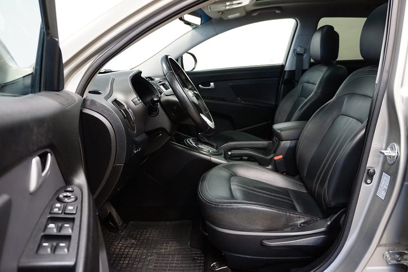 Bild 5 av Kia Sportage 2.0 CRDi 184HK AWD | PANORAMA | NAV | DRAGKROK